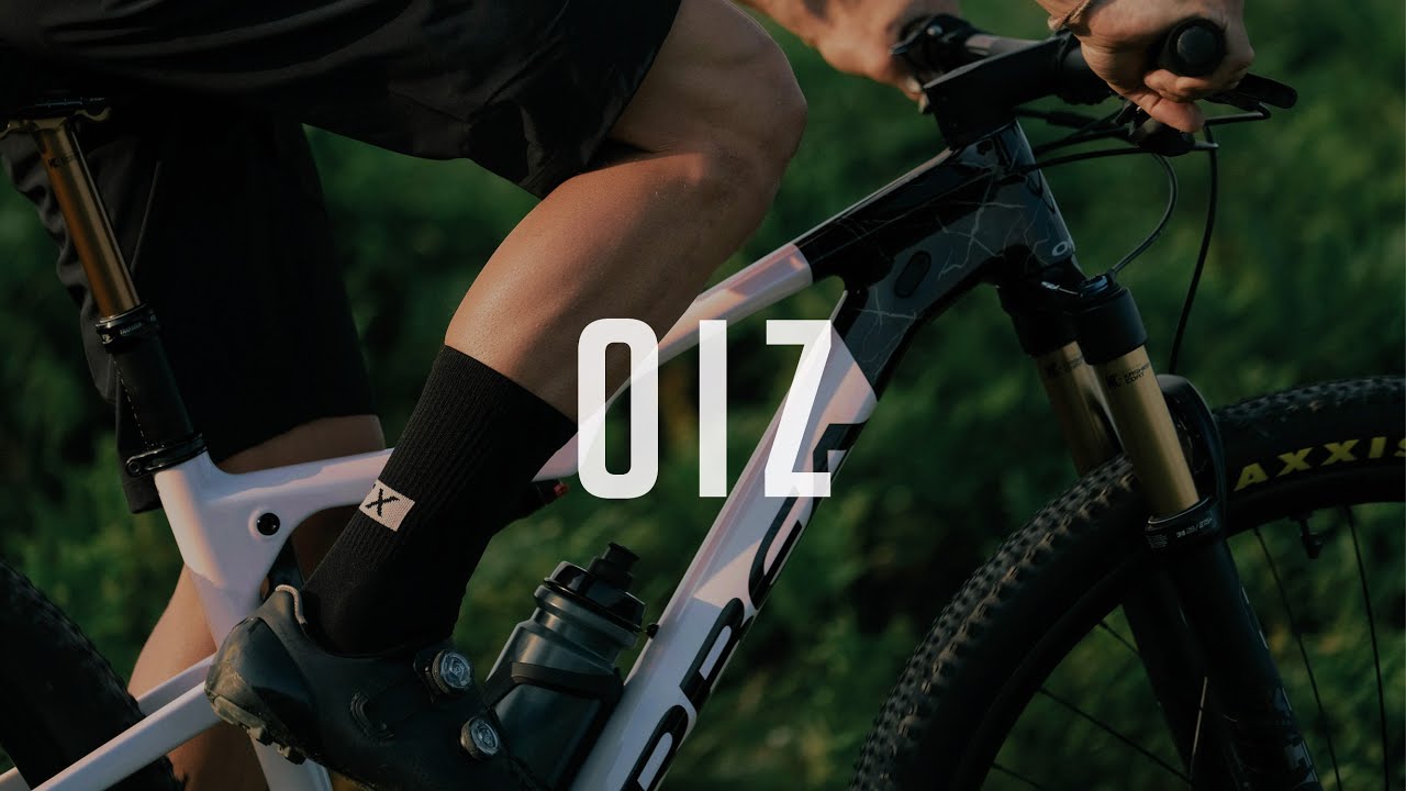 Orbea Oiz M11 AXS πορτοκαλί/μαύρο ποδήλατο βουνού M23719LE